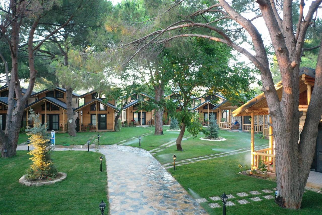 Pino Mar Luxury Bungalows Erdek Bagian luar foto