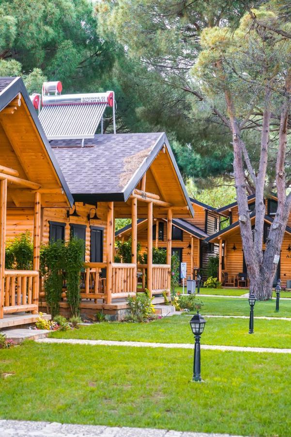 Pino Mar Luxury Bungalows Erdek Bagian luar foto
