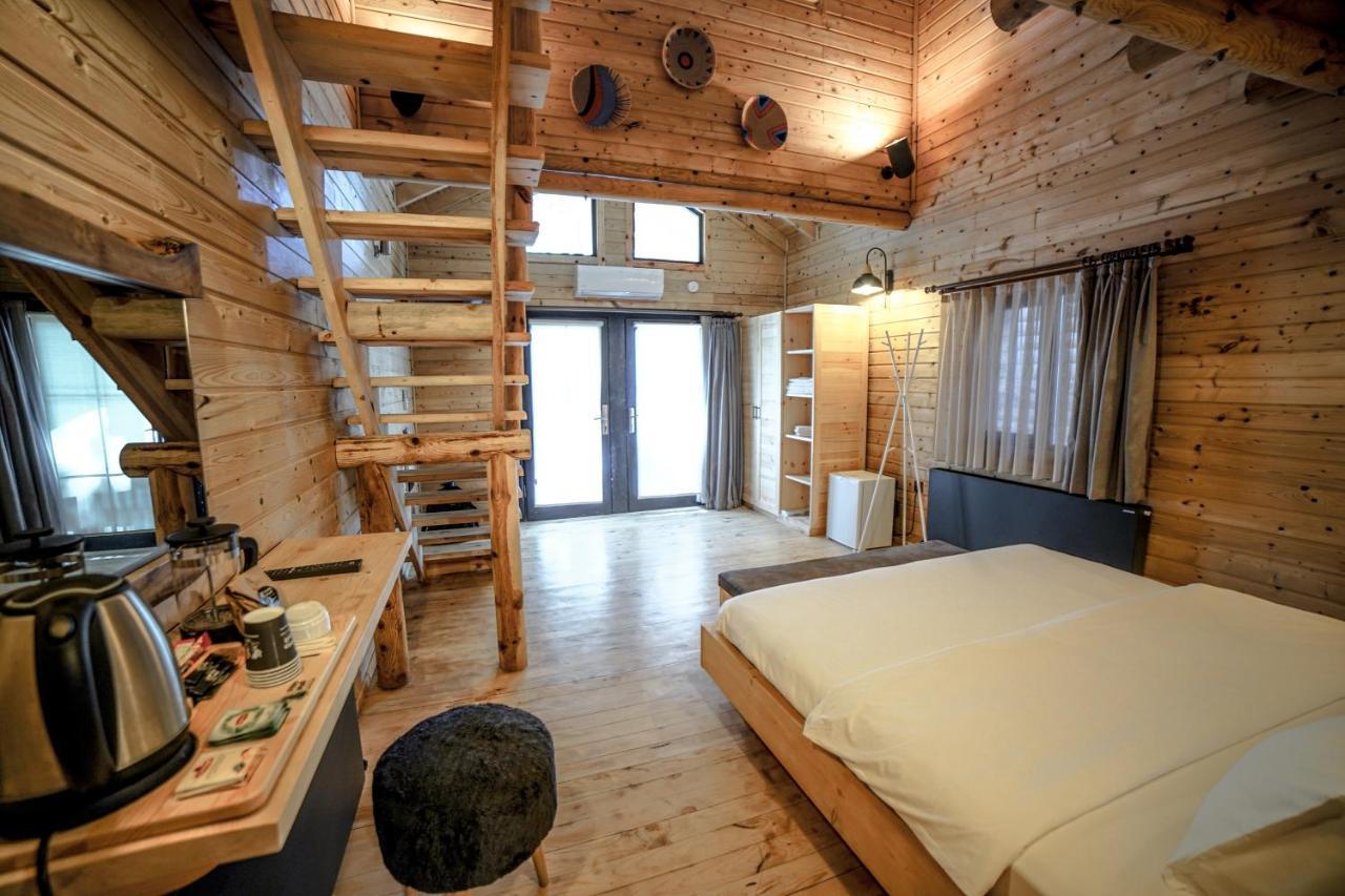 Pino Mar Luxury Bungalows Erdek Bagian luar foto