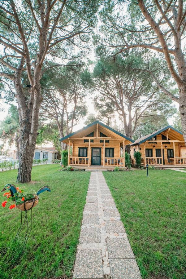 Pino Mar Luxury Bungalows Erdek Bagian luar foto