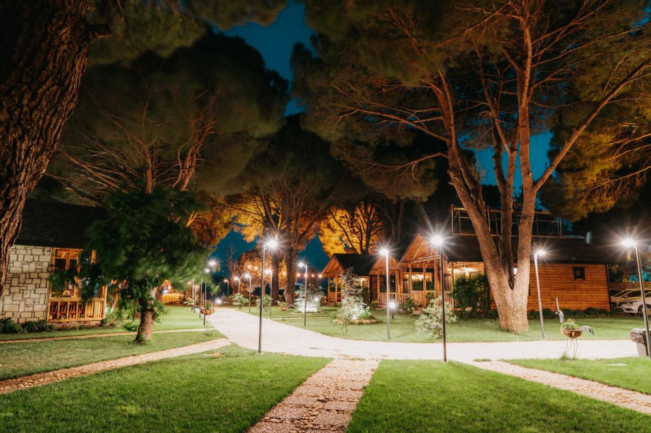 Pino Mar Luxury Bungalows Erdek Bagian luar foto