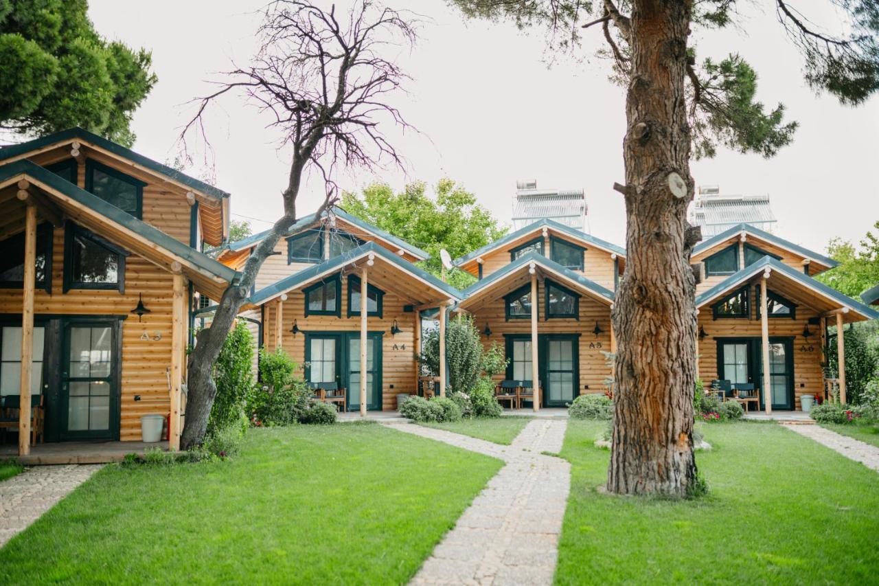 Pino Mar Luxury Bungalows Erdek Bagian luar foto