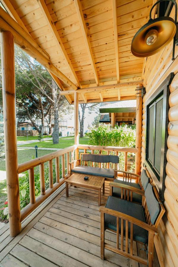 Pino Mar Luxury Bungalows Erdek Bagian luar foto